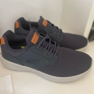 Mens sketchers memory foam shoes